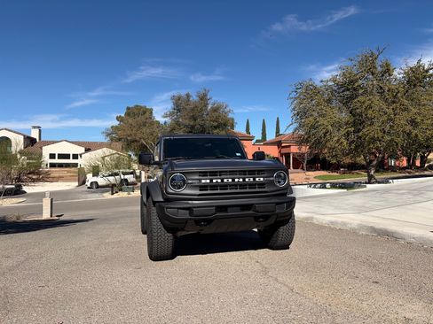 Used 2025 Ford Bronco 2-Door w/ Sasquatch Package image 5