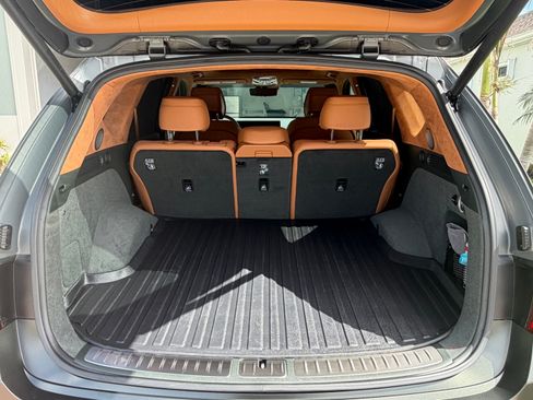 Used 2025 Genesis GV80 3.5T Prestige image 16