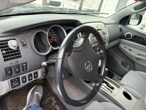 Used 2009 Toyota Tacoma 4x4 Access Cab V6 image 9