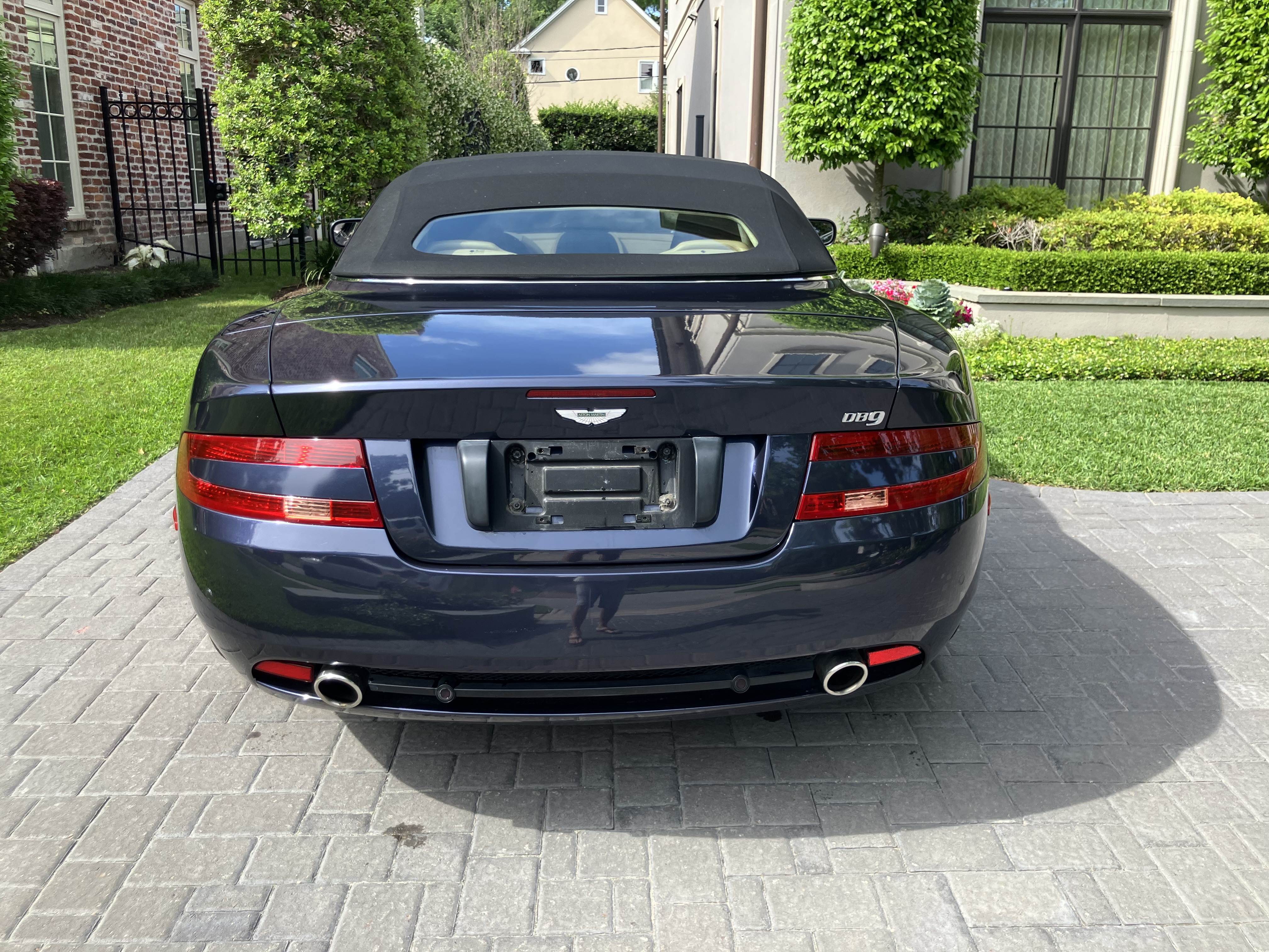 Used 2007 Aston Martin DB9 Volante RWD image 16