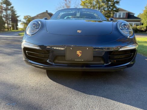 Used 2015 Porsche 911 Targa 4S image 11