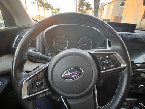 Used 2022 Subaru Ascent Touring w/ Popular Package #2A image 8