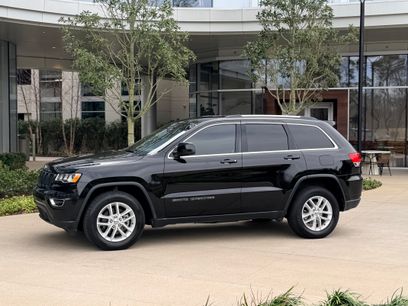 Used 2017 Jeep Grand Cherokee Laredo w/ Quick Order Package 23E