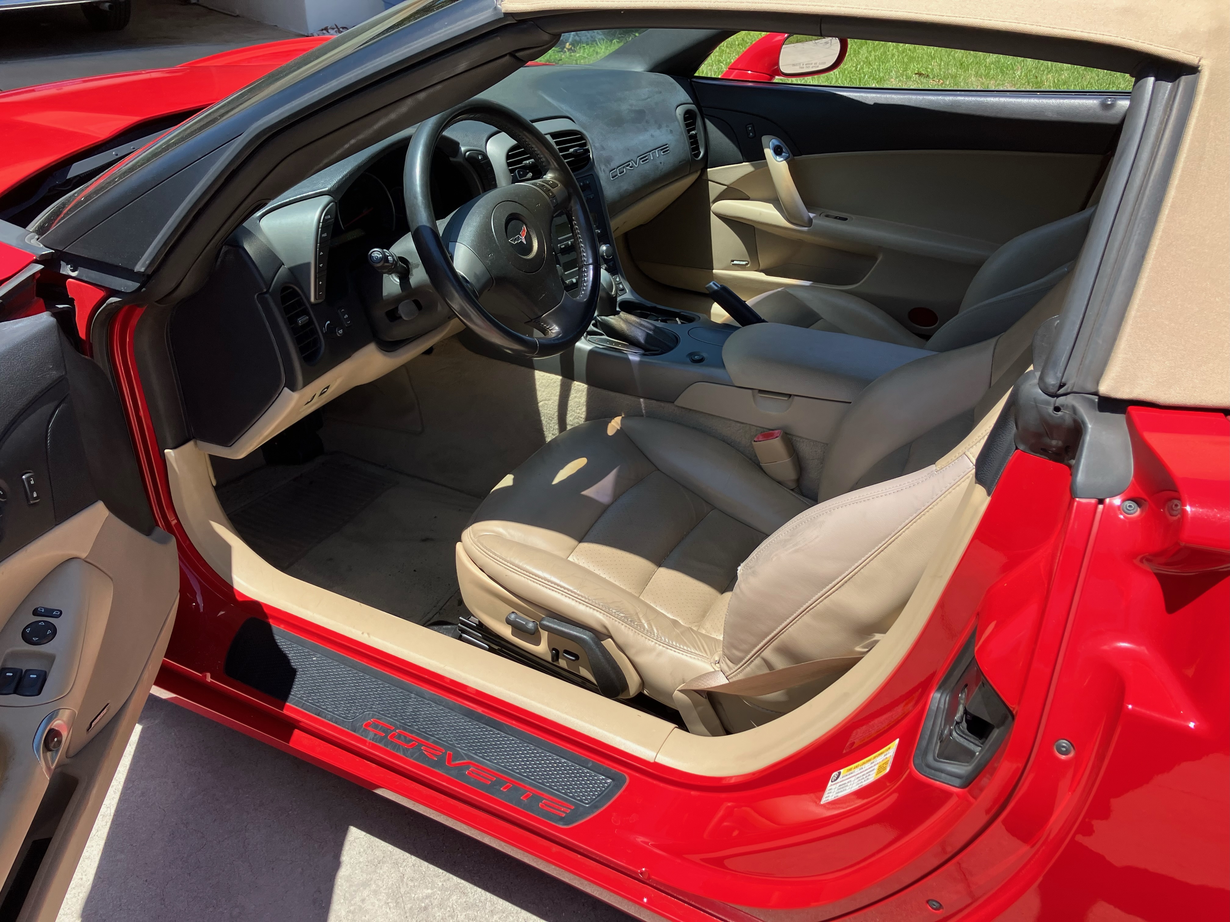 Used 2007 Chevrolet Corvette Convertible w/ Preferred Equipment Group RWD image 4