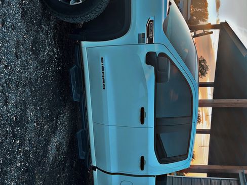 Used 2020 GMC Sierra 1500 4x4 Double Cab w/ Sierra Value Package image 10