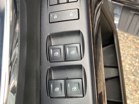 Used 2016 GMC Sierra 3500 Denali w/ Duramax Plus Package AWD/4WD image 17