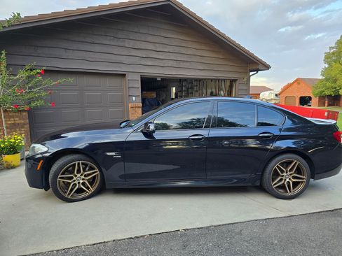 Used 2011 BMW 550i xDrive 550i xDrive Sedan 4D image 1