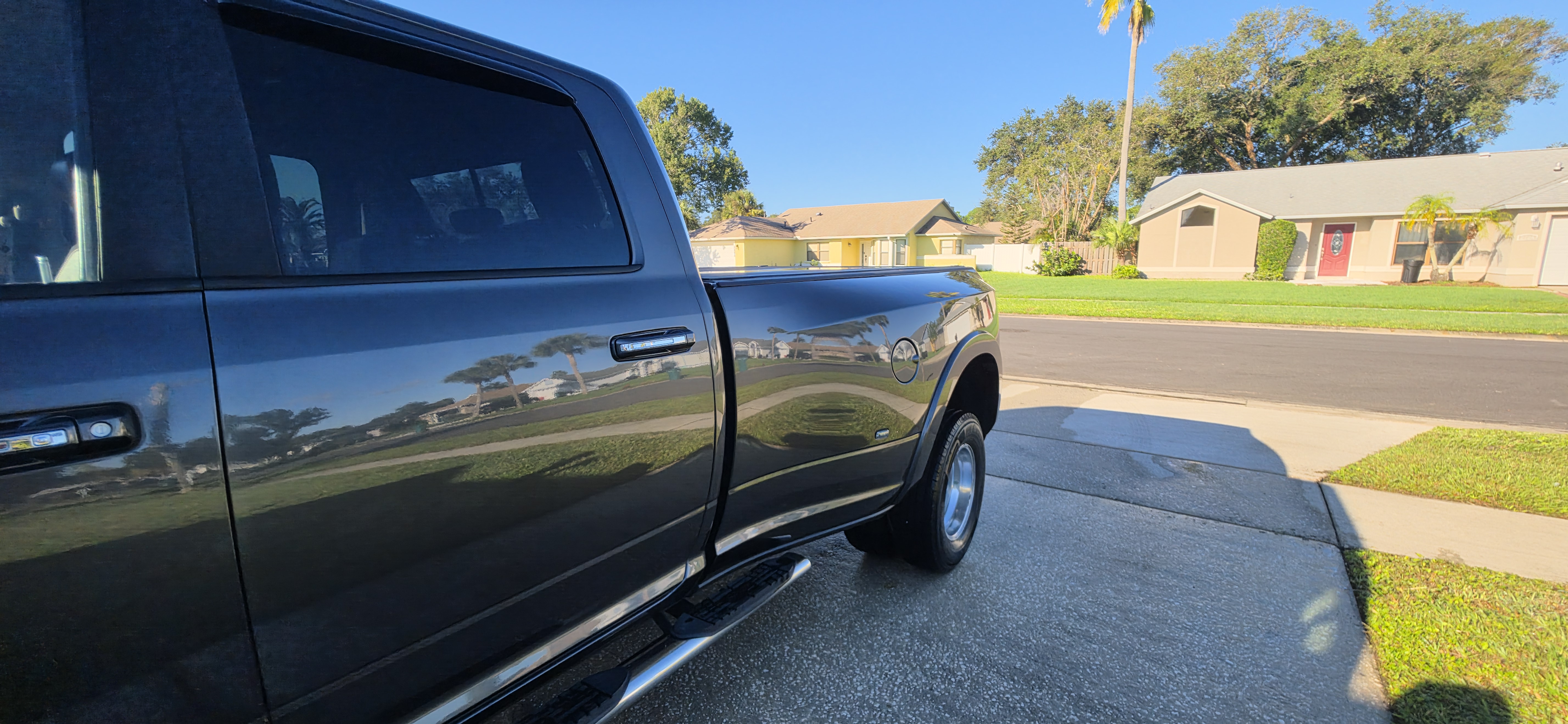Used 2019 RAM 3500 Laramie AWD/4WD image 10