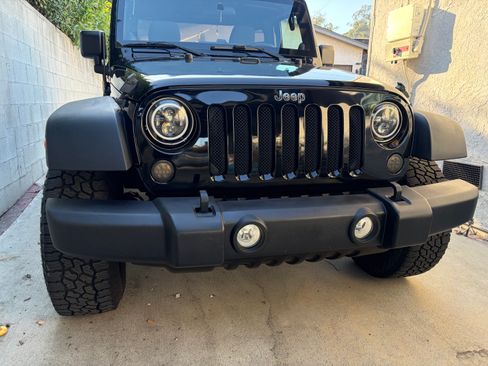 Used 2012 Jeep Wrangler Sport image 4