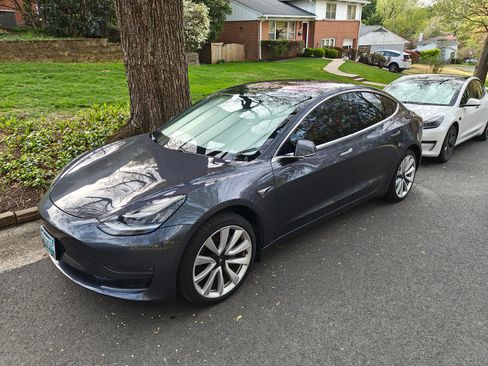 Used 2018 Tesla Model 3 Long Range image 12