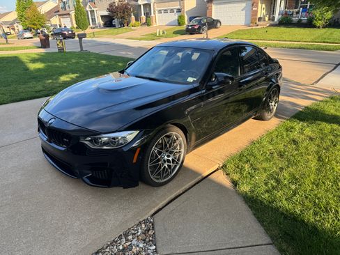 Used 2017 BMW M3 RWD image 10