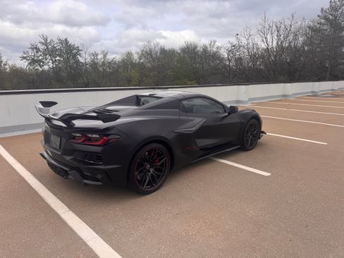 Used 2024 Chevrolet Corvette Z06 image 9