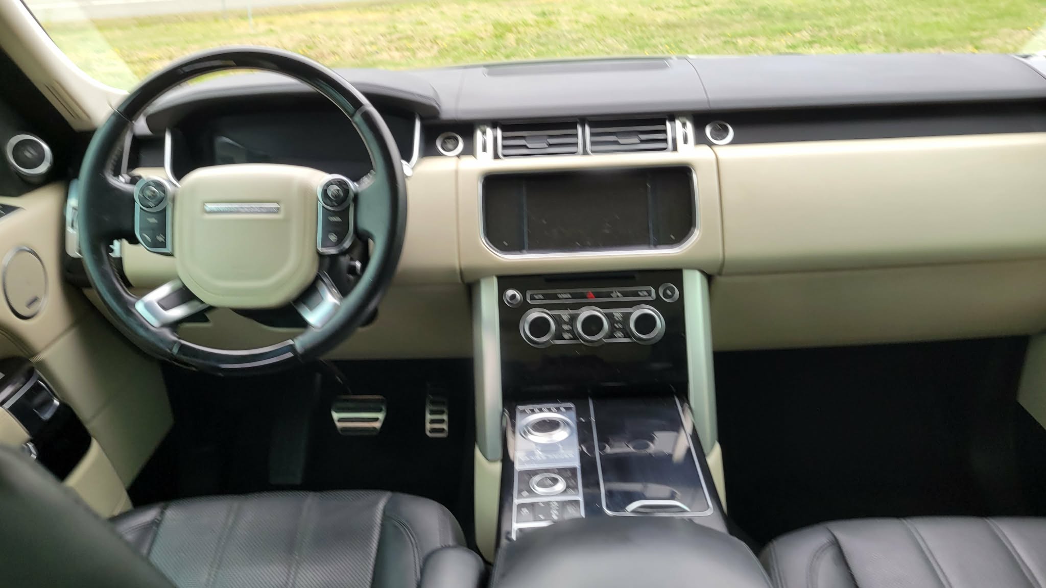 Used 2013 Land Rover Range Rover Supercharged AWD/4WD image 28