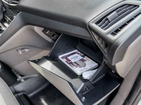 Used 2023 Ford Transit Connect XL image 27