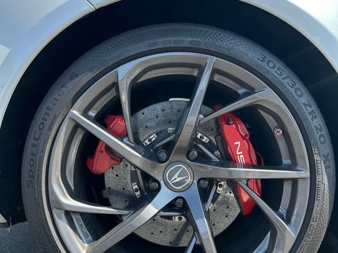 Used 2020 Acura NSX image 29