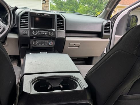 Used 2017 Ford F150 XL w/ Equipment Group 101A Mid AWD/4WD image 14