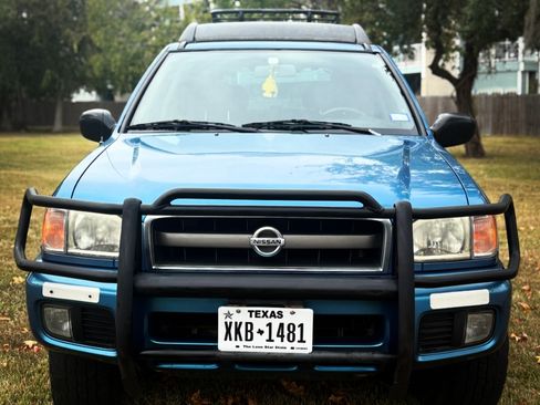 Used 2003 Nissan Pathfinder SE w/ SE Popular Pkg image 1