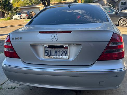 Used 2006 Mercedes-Benz E 350 Sedan image 12