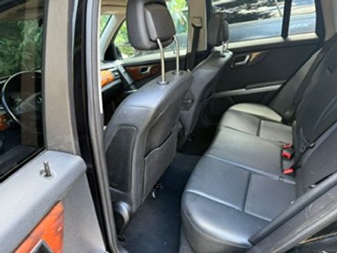 Used 2010 Mercedes-Benz GLK 350 2WD image 22