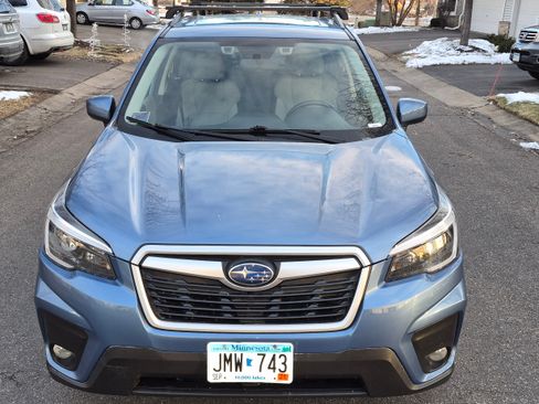 Used 2021 Subaru Forester Premium image 8