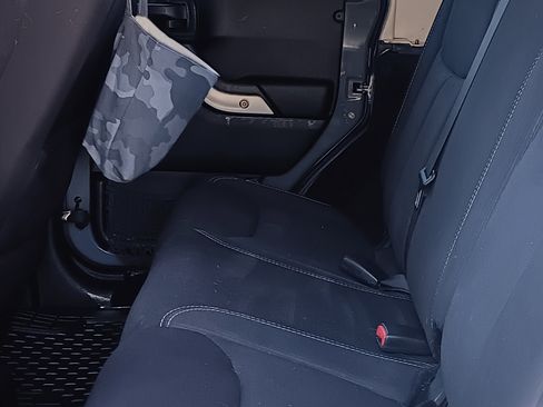 Used 2014 Jeep Wrangler Unlimited Sahara w/ Connectivity Group image 9