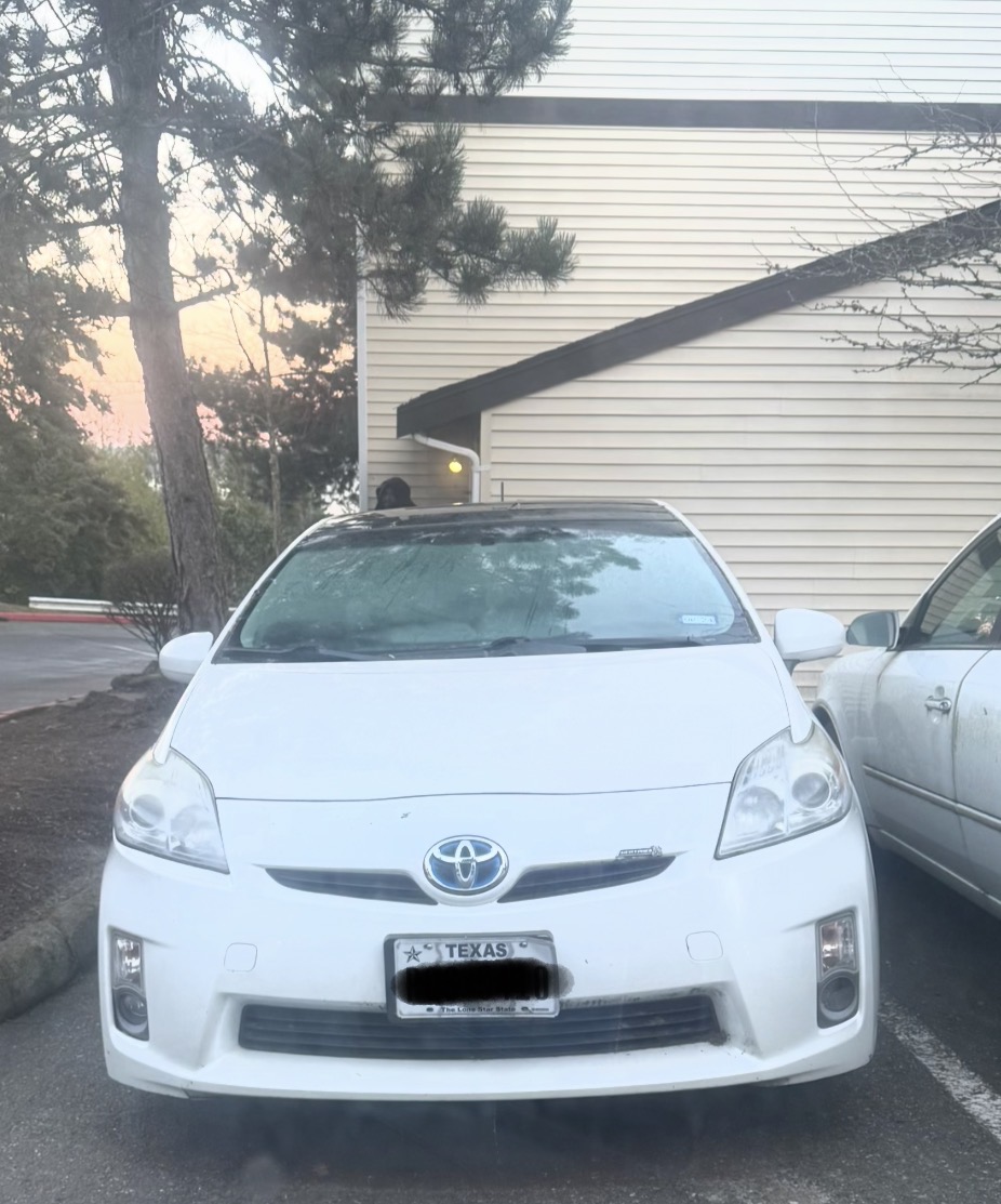 Used 2011 Toyota Prius Four w/ Solar Roof Pkg FWD image 1