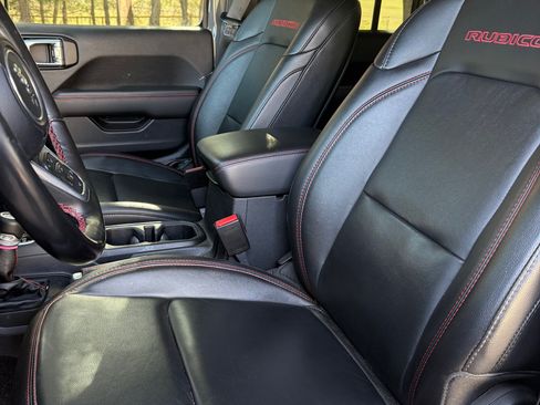 Used 2021 Jeep Gladiator Rubicon image 8