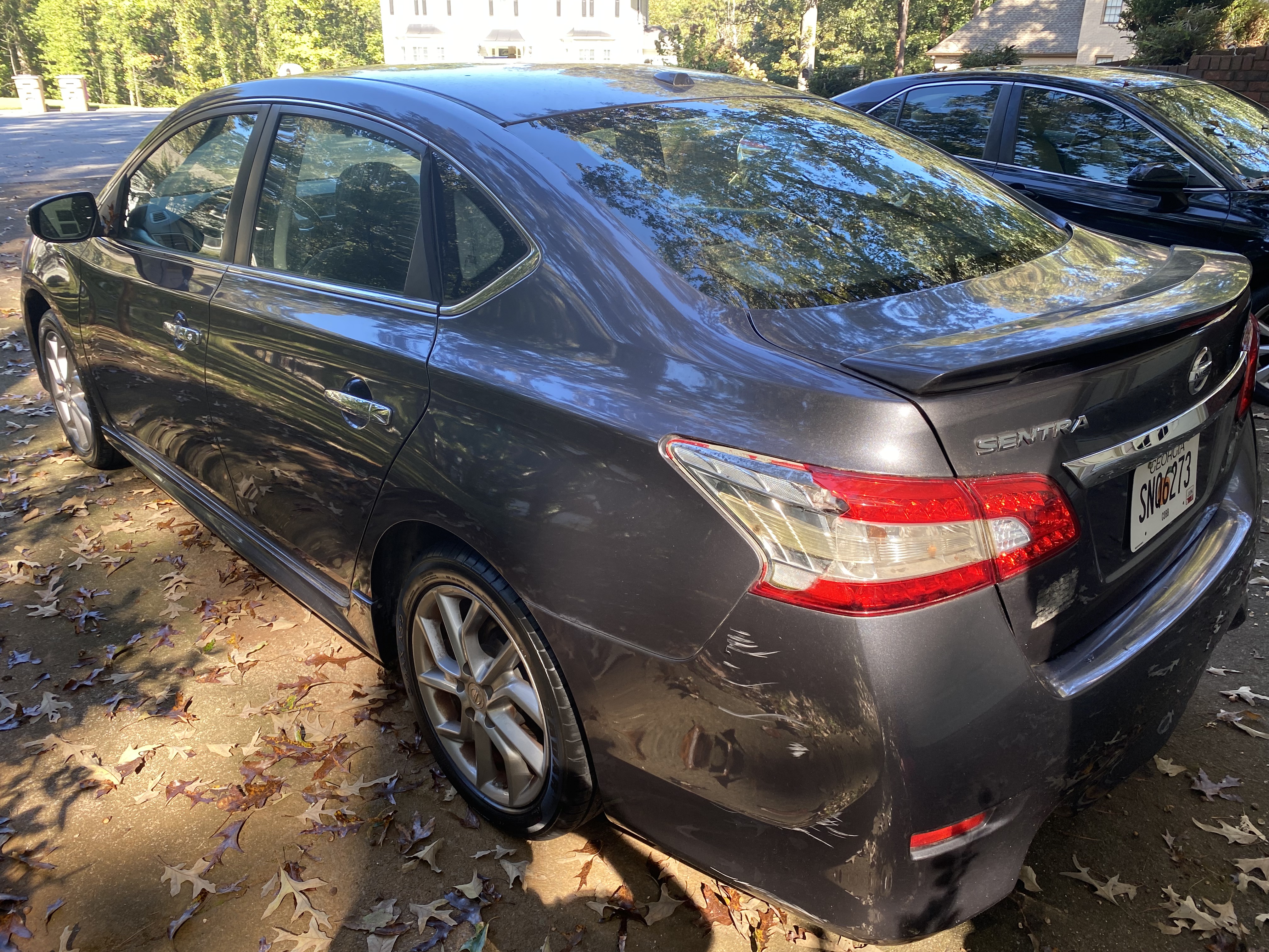 Used 2015 Nissan Sentra SR FWD image 8