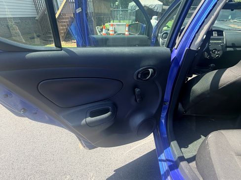 Used 2016 Nissan Versa S Plus FWD image 5