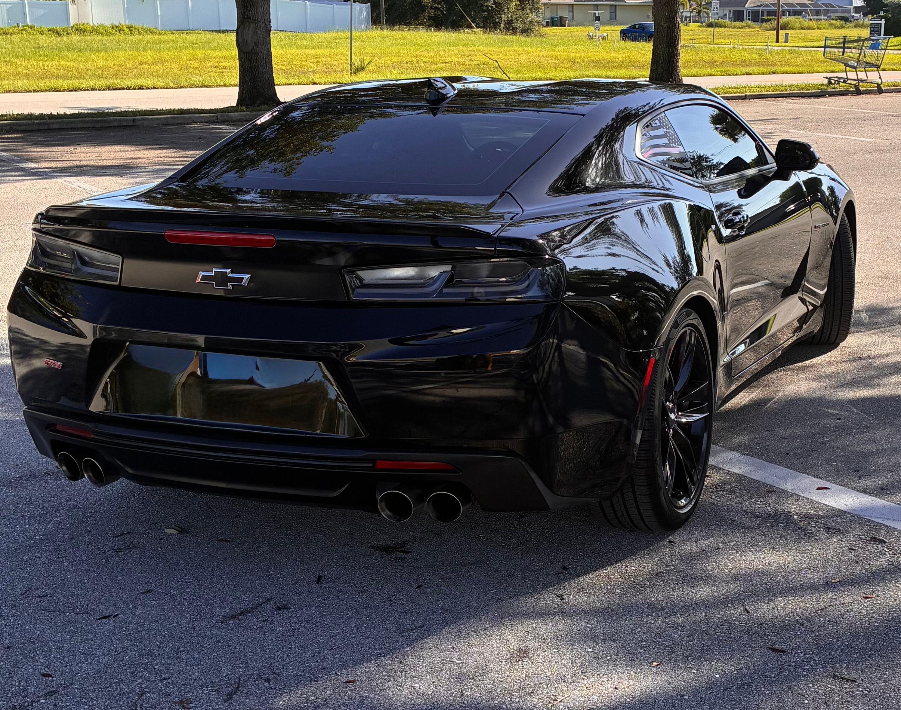 Used 2018 Chevrolet Camaro LT w/ Redline Edition RWD image 4
