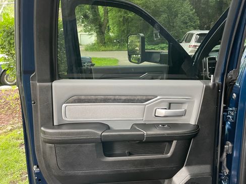 Used 2021 RAM 3500 Big Horn w/ Level B Equipment Group image 13