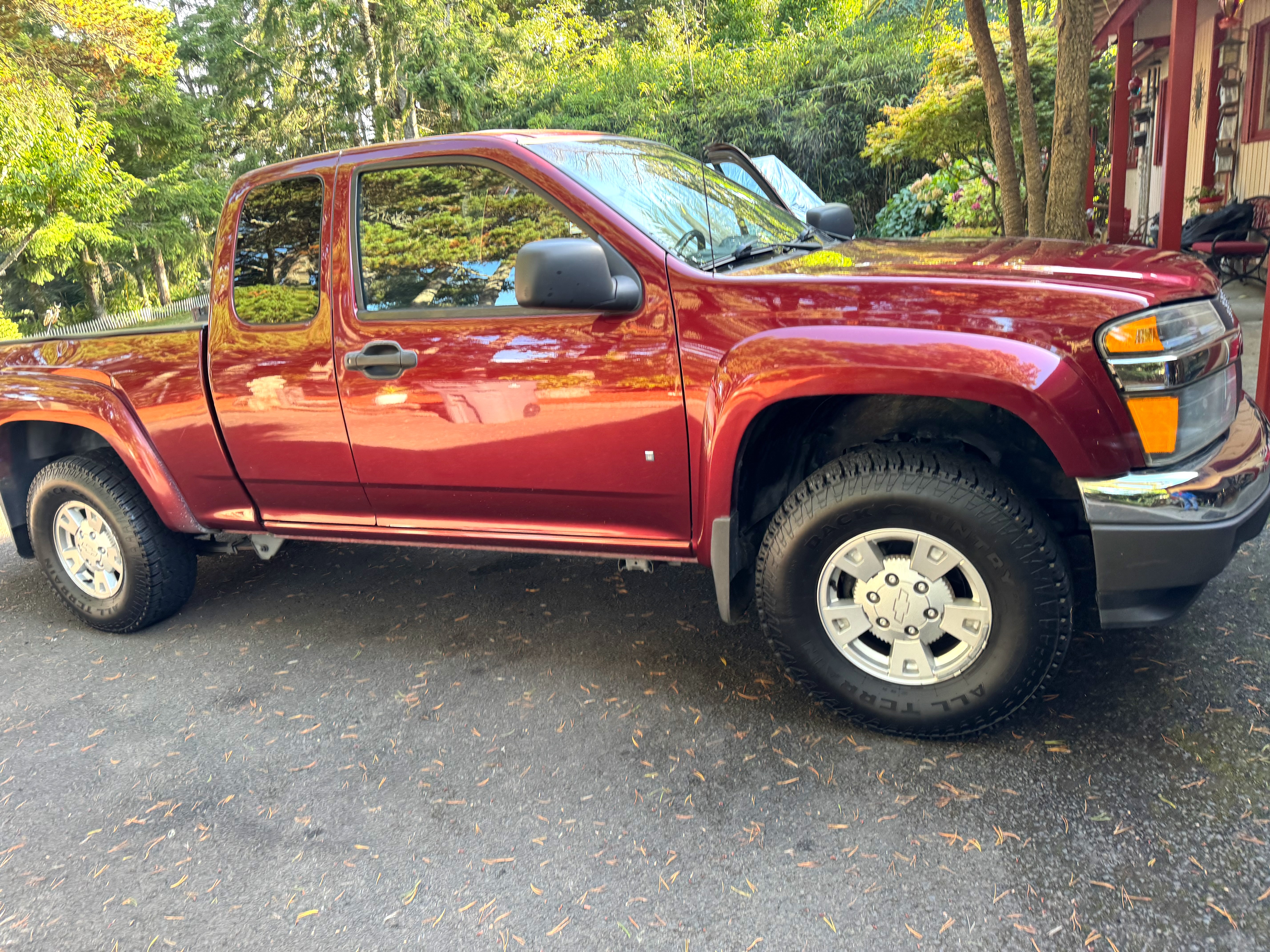Used 2007 Chevrolet Colorado LT w/ Sun And Sound Package AWD/4WD image 1