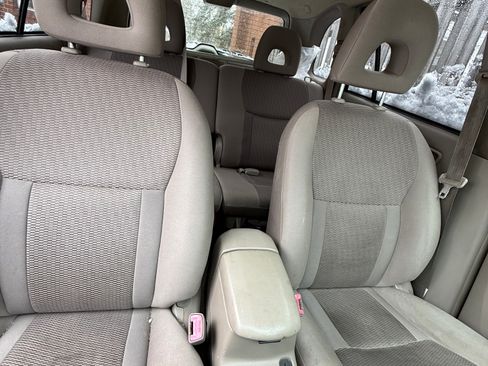 Used 2004 Toyota RAV4 2WD image 1