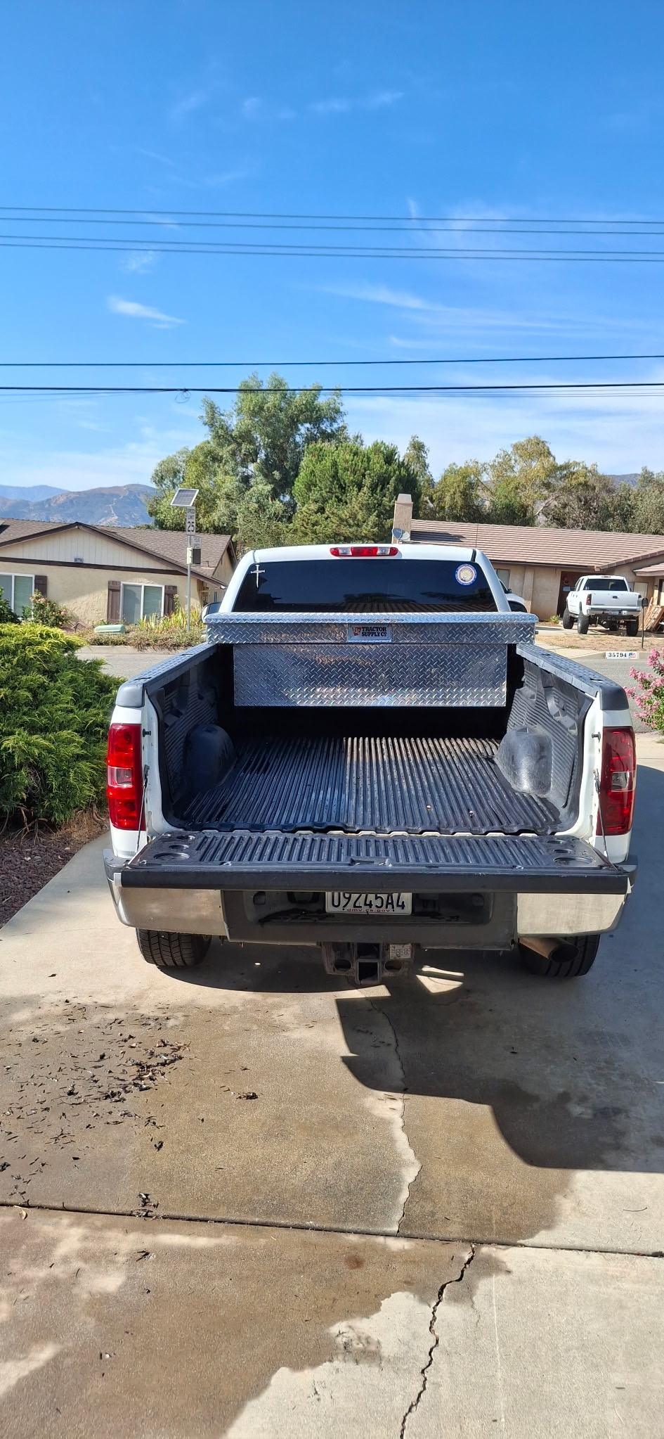 Used 2011 Chevrolet Silverado 2500 W/T w/ Snow Plow Prep Package AWD/4WD image 13