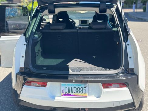 Used 2017 BMW i3 w/ Range Extender RWD image 12