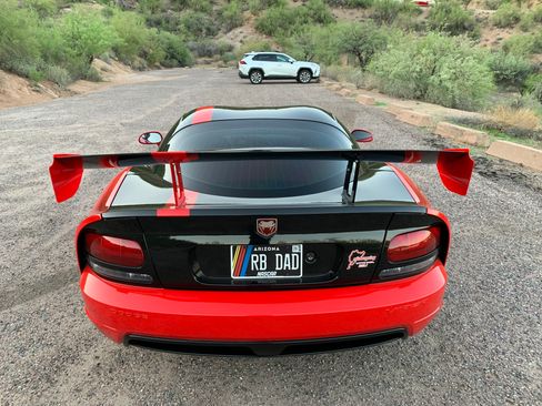 Used 2008 Dodge Viper SRT-10 w/ Competition Group RWD image 16