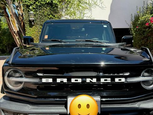 Used 2022 Ford Bronco Outer Banks image 8