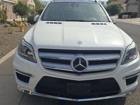 Used 2014 Mercedes-Benz GL 550 4MATIC image 6