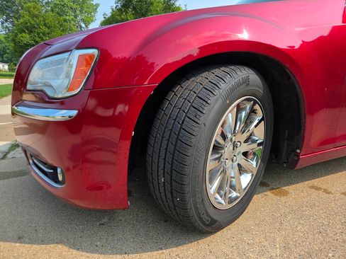 Used 2013 Chrysler 300 Touring w/ Driver Convenience Group RWD image 5