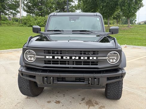 Used 2023 Ford Bronco Black Diamond w/ Sasquatch Package AWD/4WD image 4