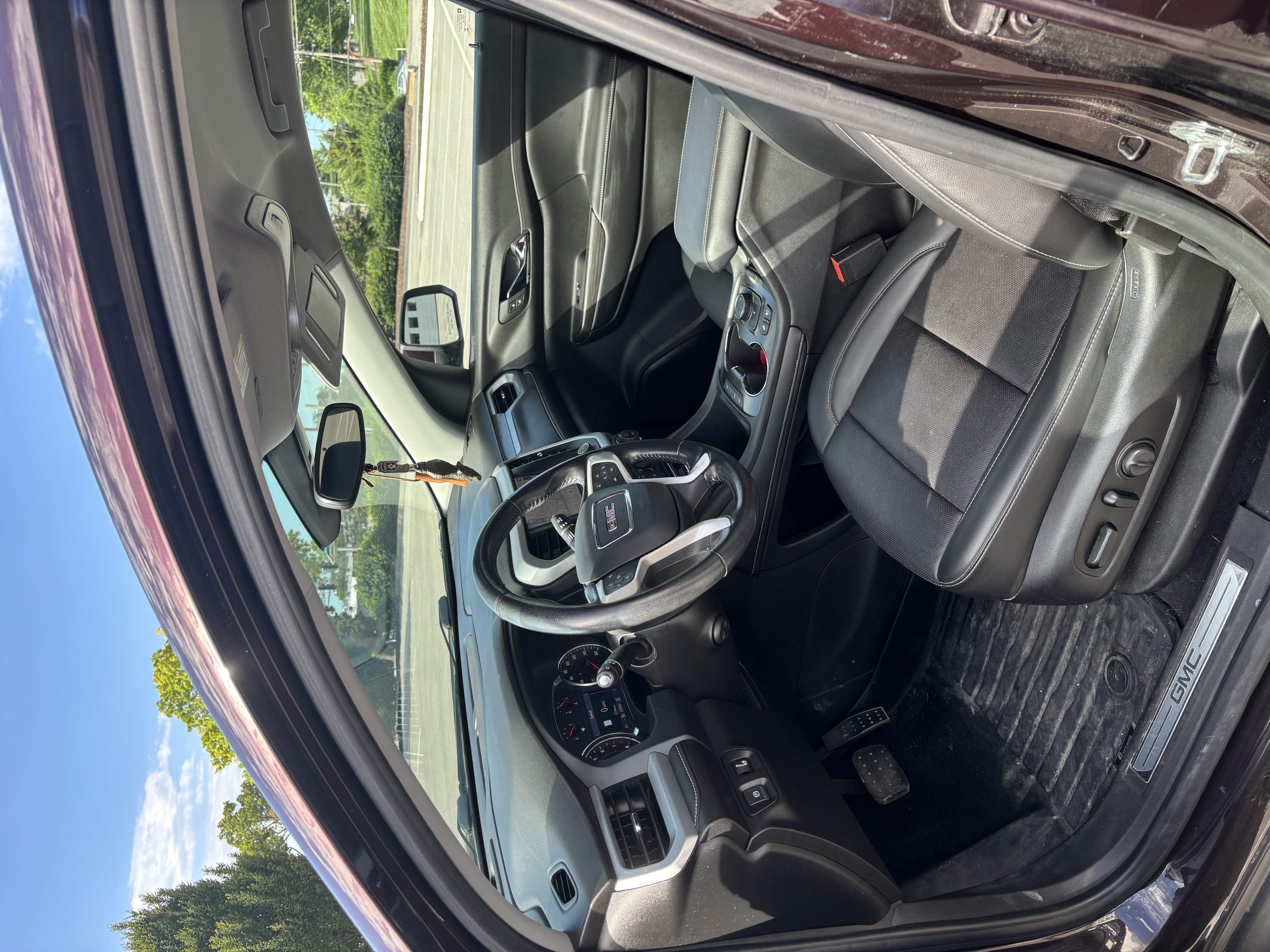 Used 2021 GMC Acadia SLT w/ Premium Package AWD/4WD image 5