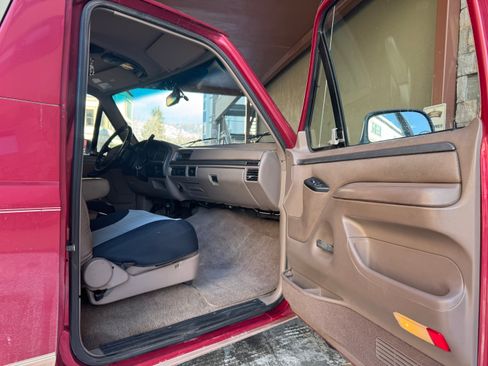 Used 1995 Ford Bronco image 14