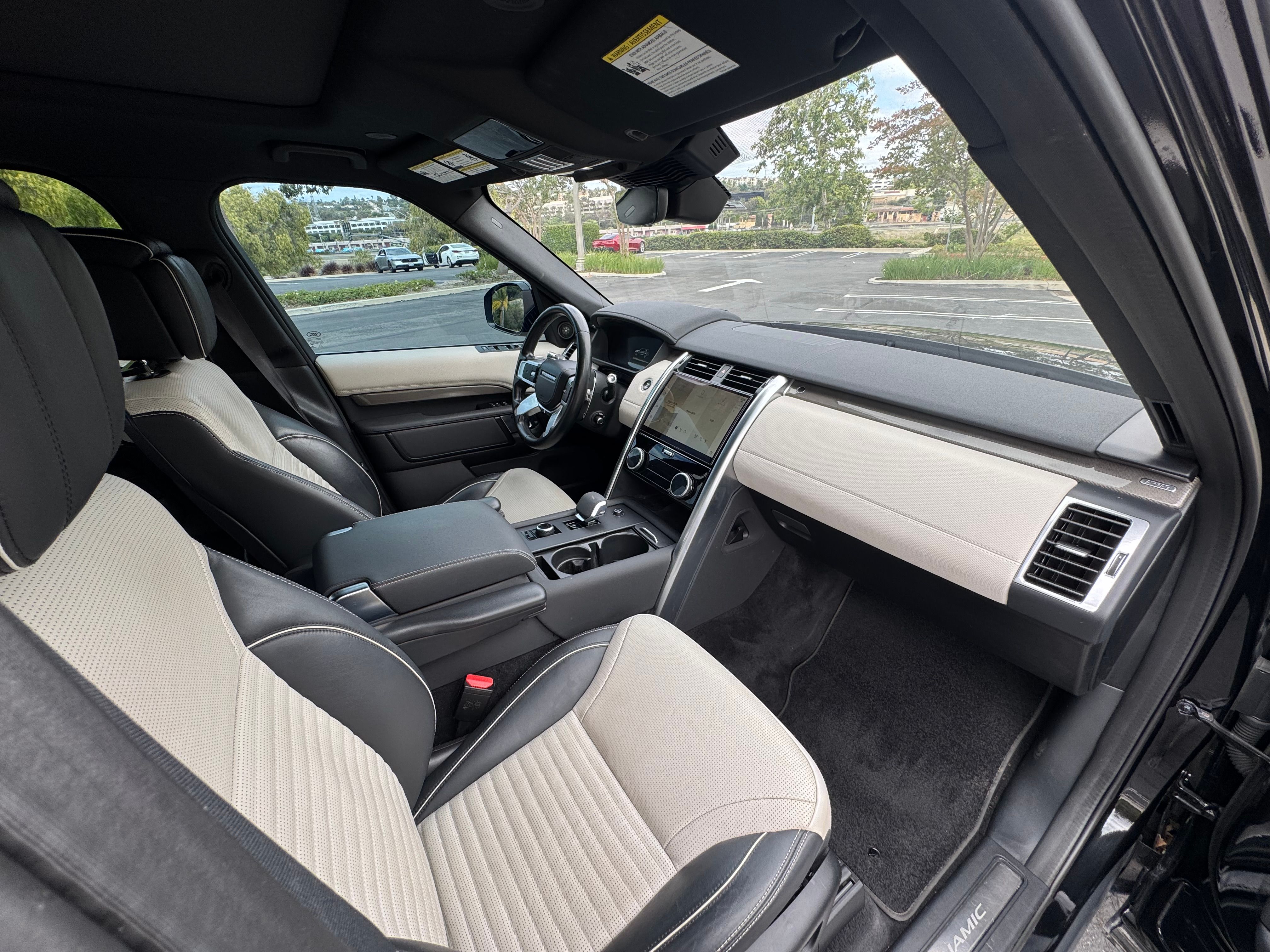 Used 2022 Land Rover Discovery HSE R-Dynamic AWD/4WD image 20