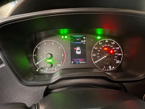 Used 2023 Toyota Corolla LE image 15