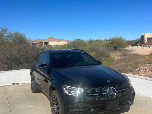 Used 2021 Mercedes-Benz GLC 300 w/ AMG Line image 1