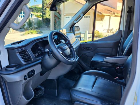 Used 2020 Ford Transit 250 Medium Roof w/ Load Area Protection Package image 11