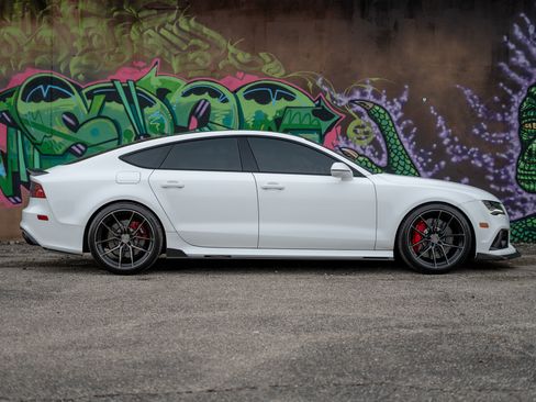 Used 2015 Audi RS 7 Prestige w/ Dynamic Package image 4