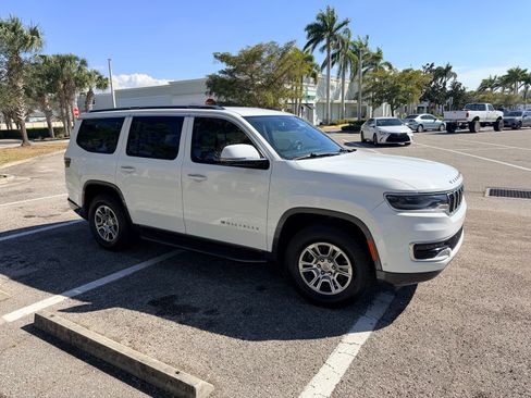 Used 2022 Jeep Wagoneer Series I w/ Convenience Group I image 13