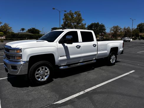 Used 2015 Chevrolet Silverado 2500 LTZ w/ Duramax Plus Package AWD/4WD image 1