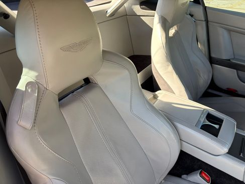 Used 2015 Aston Martin V8 Vantage GT image 23